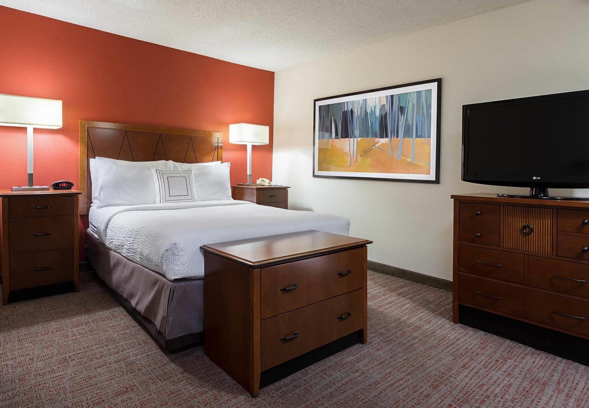 Residence Inn By Marriott San Diego Central Exterior photo